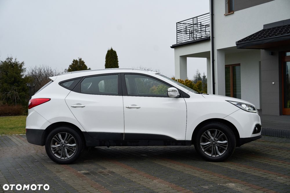 Hyundai ix35 1.6 2WD Fifa World Cup Edition - 8