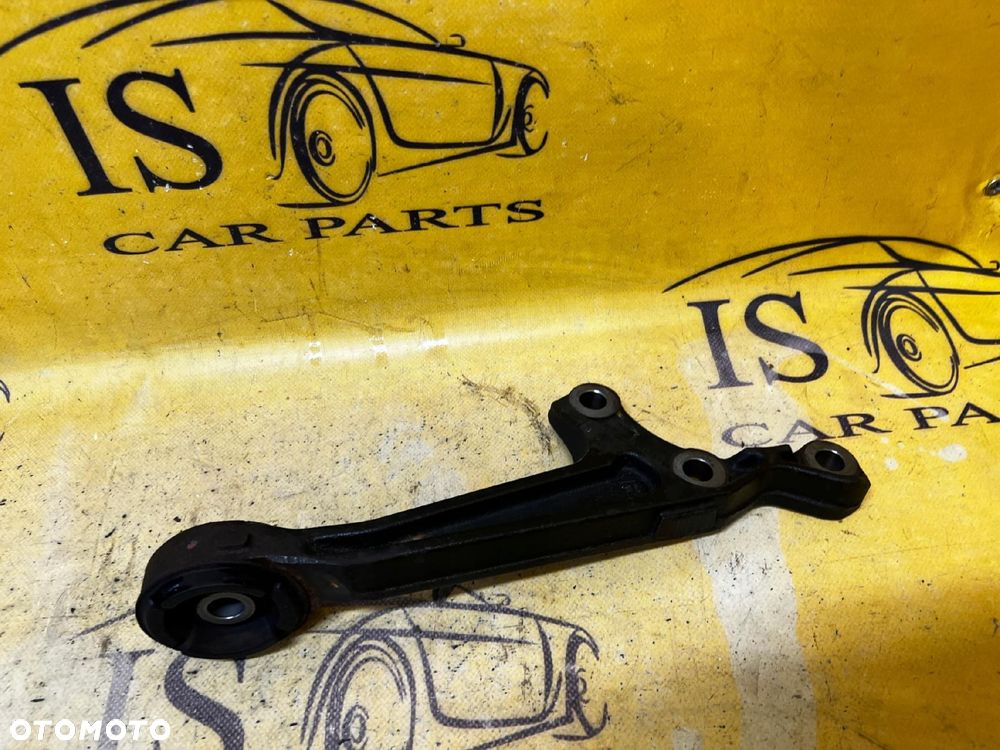 ŁAPA MOCOWANIE WSPORNIK MOSTU PRZEDNIEGO TOYOTA HILUX VIII 8 2.4D D4D - 1