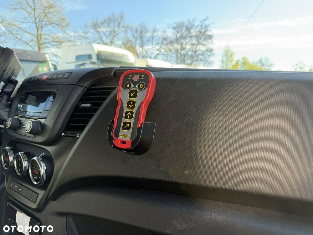 Iveco Daily 70C18 V H - 12