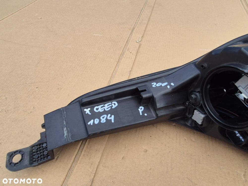 KIA X Ceed 2019-2022 reflektor prawy.Na puszkę.Full LED.EU - 14