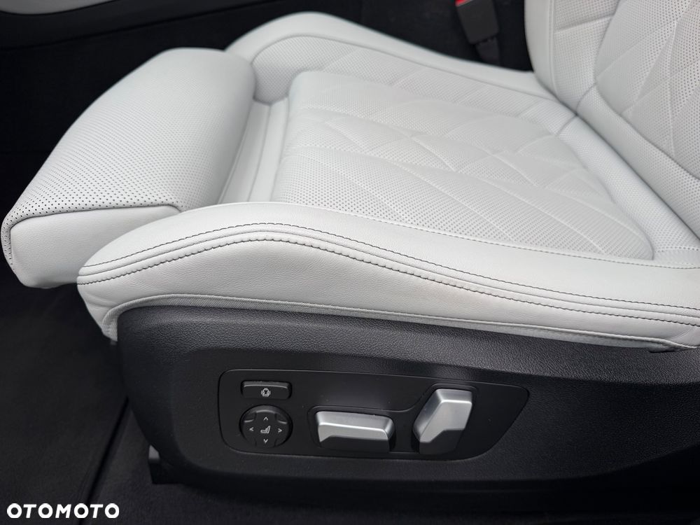 BMW X6 xDrive40d mHEV sport - 10