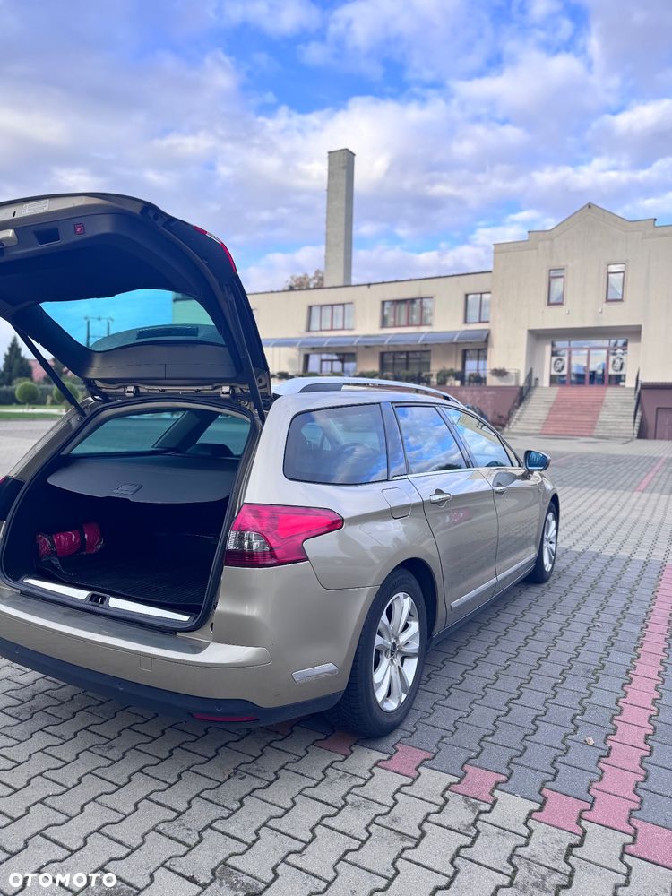 Citroën C5 Tourer HDi 135 FAP Exclusive - 5