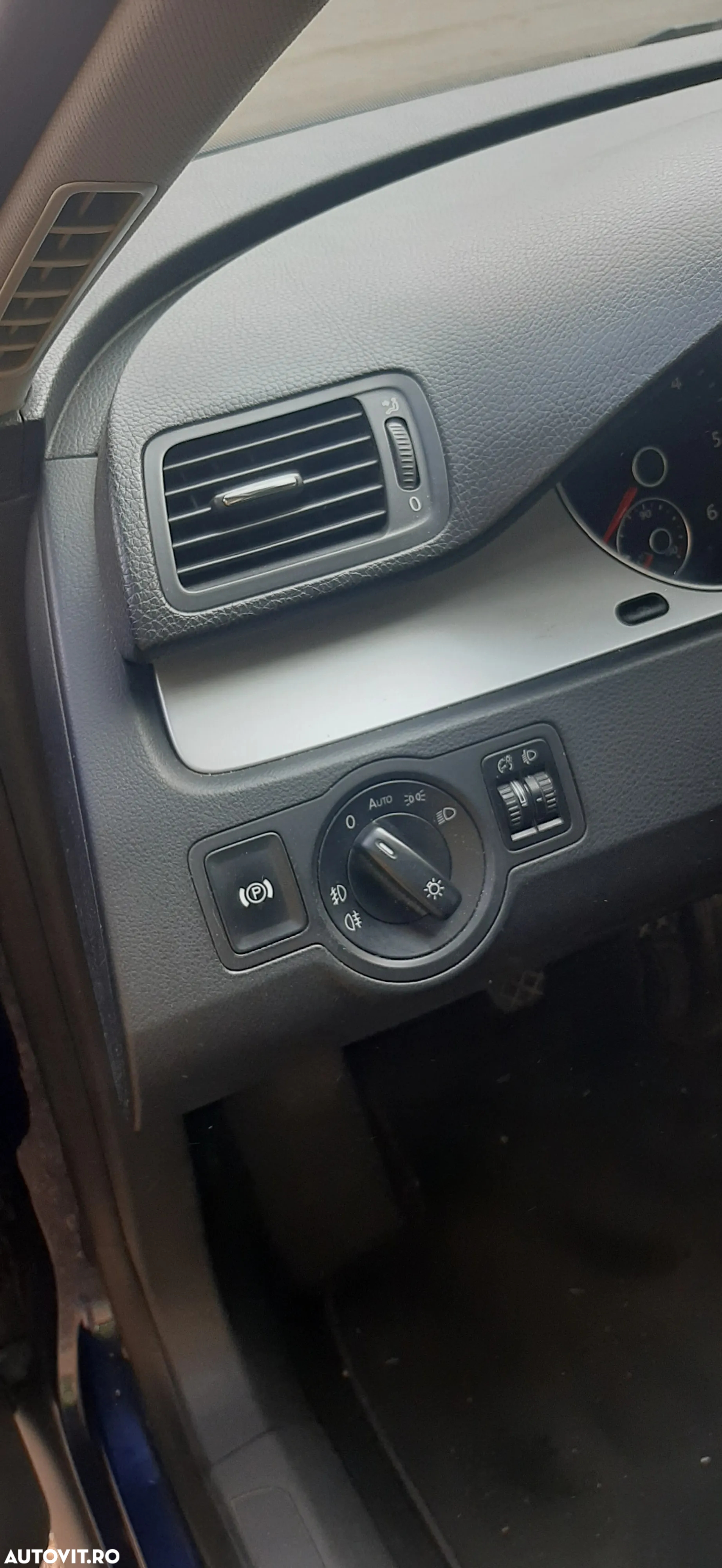 Volkswagen Passat Variant 2.0 TDI Comfortline DPF - 14