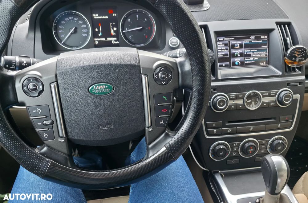 Land Rover Freelander 2 2.2L SD4 SE - 6