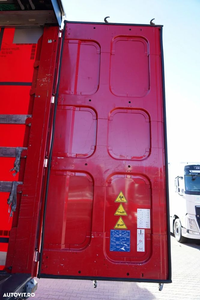 Krone CORTINĂ KRONE / MEGA / 2018 / AXĂ RIDICABILĂ / PLATĂ JOSĂ - 14