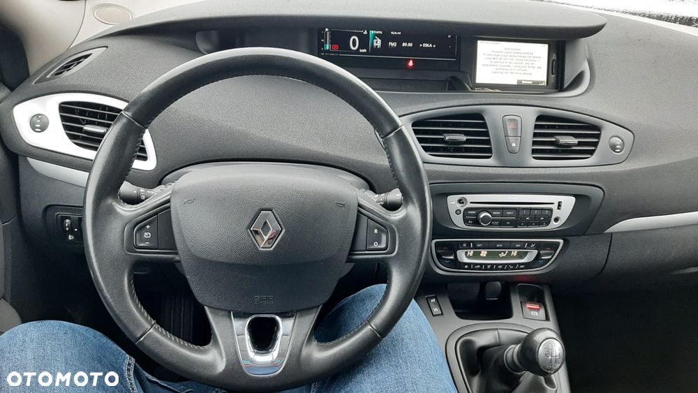 Renault Scenic dCi 110 Expression - 11