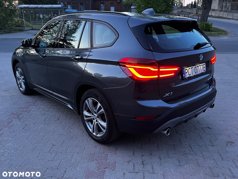 BMW X1 sDrive18d M Sport - 32