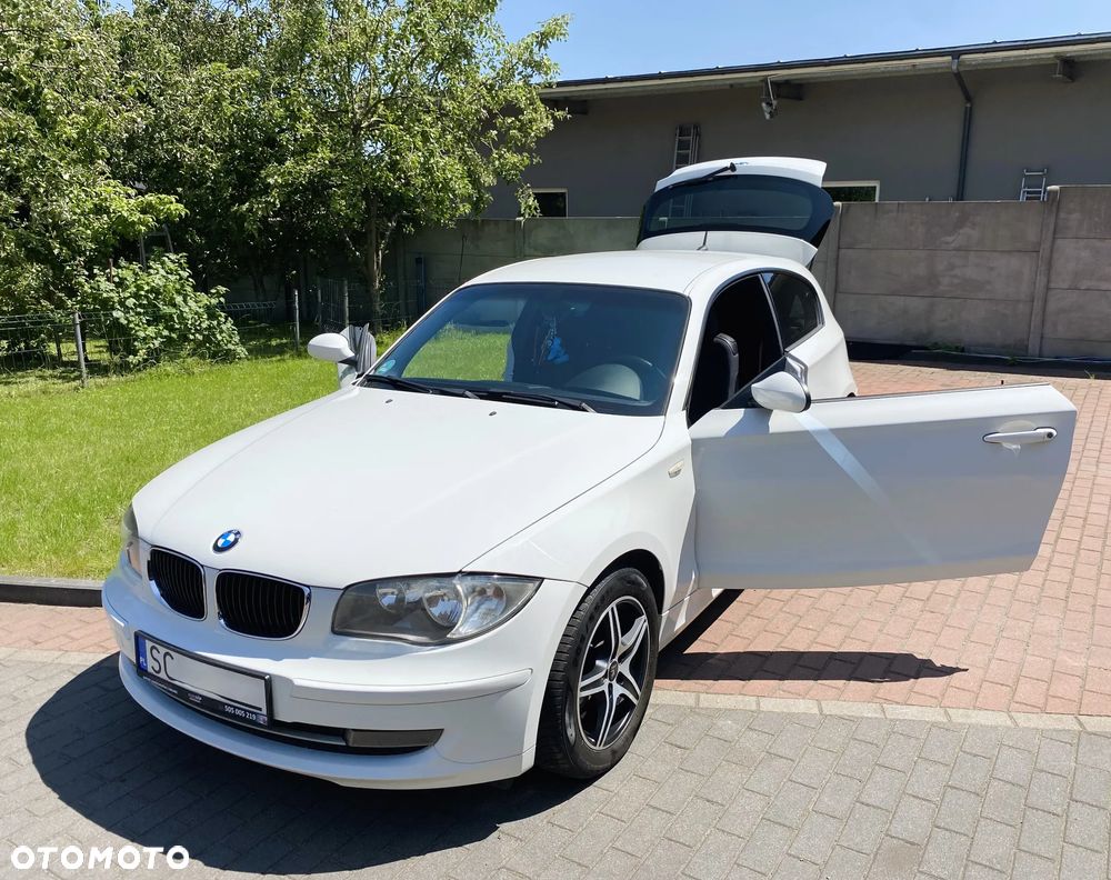 BMW Seria 1 118i - 1