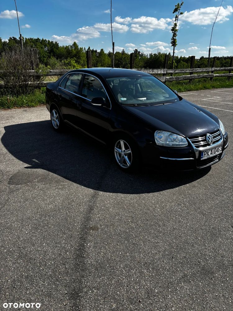 Volkswagen Jetta 1.9 TDI Trendline - 6