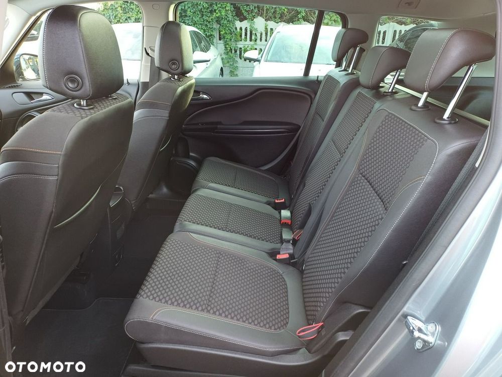 Opel Zafira Tourer 1.4 Turbo Innovation - 18