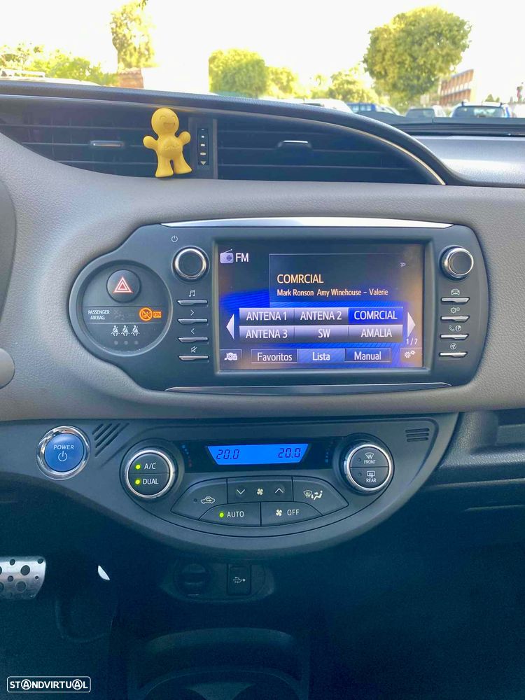 Toyota Yaris 1.5 HSD Square Collec.Grey - 8