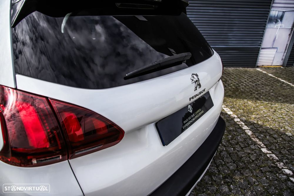 Peugeot 2008 1.5 BlueHDi Allure - 11