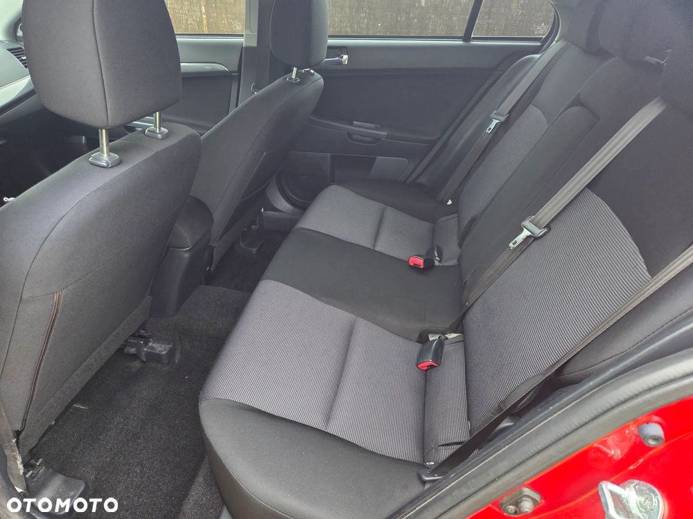Mitsubishi Lancer - 13
