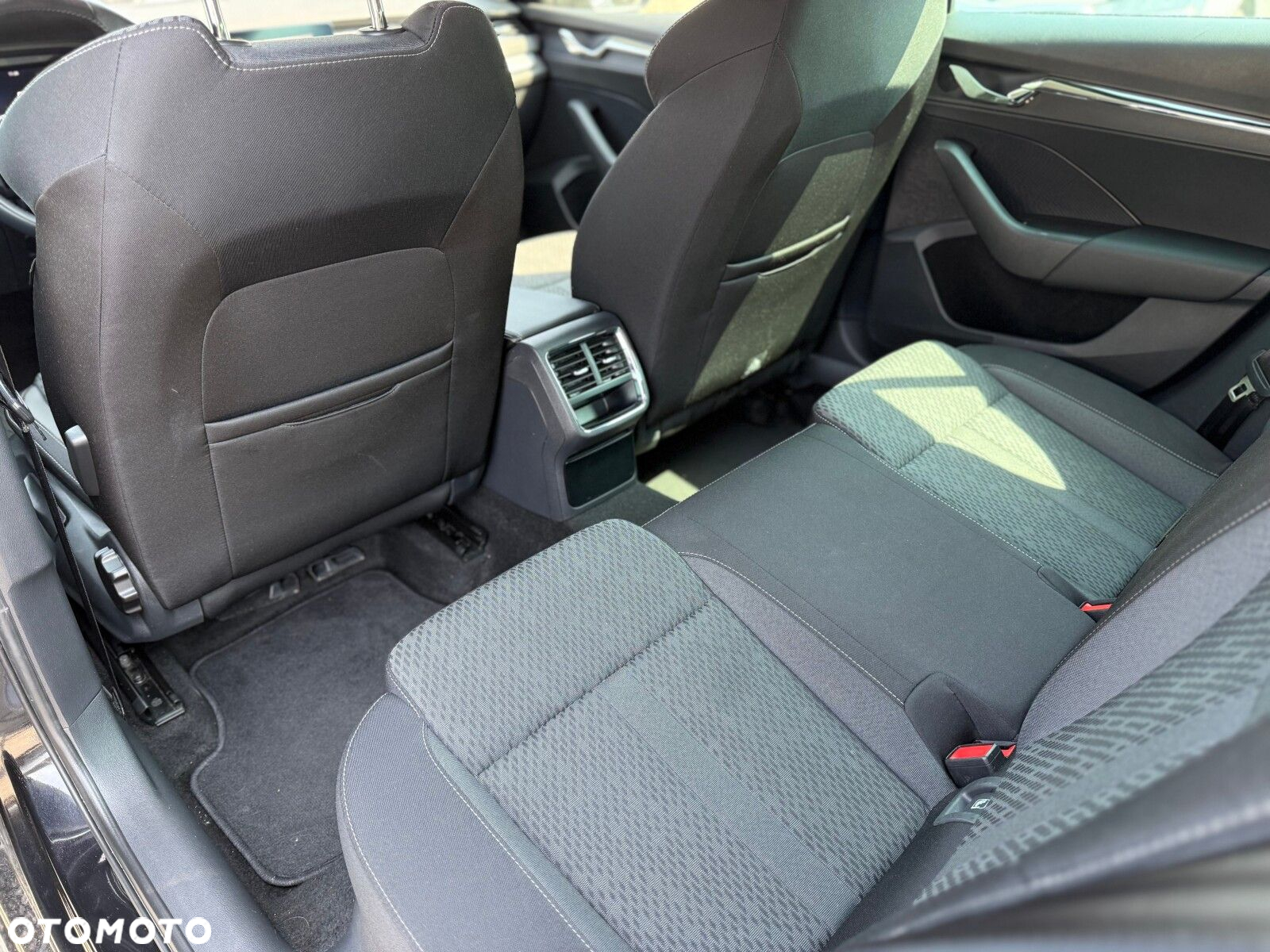 Skoda Octavia 2.0 TDI Style DSG - 17