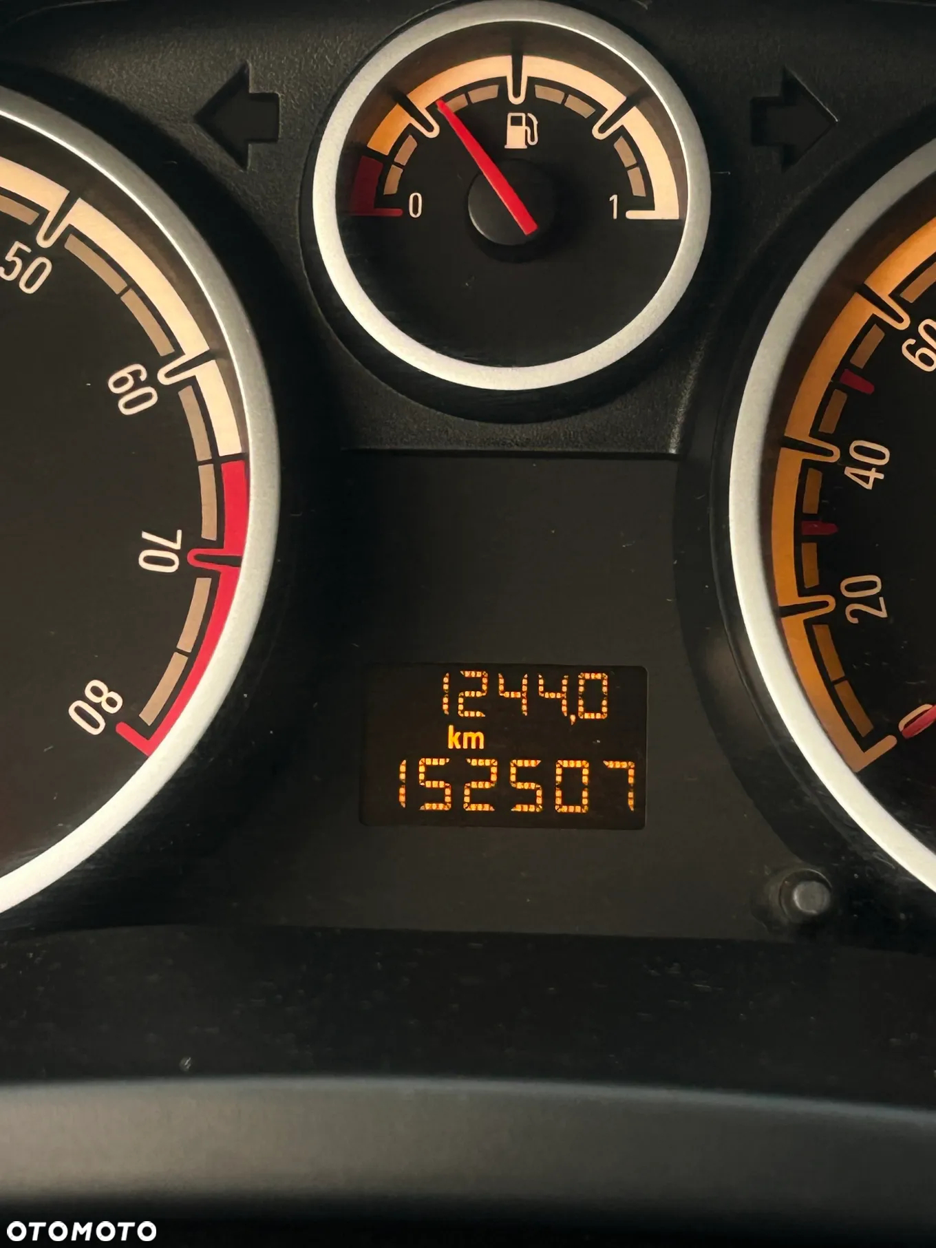 Opel Corsa 1.2 16V - 11