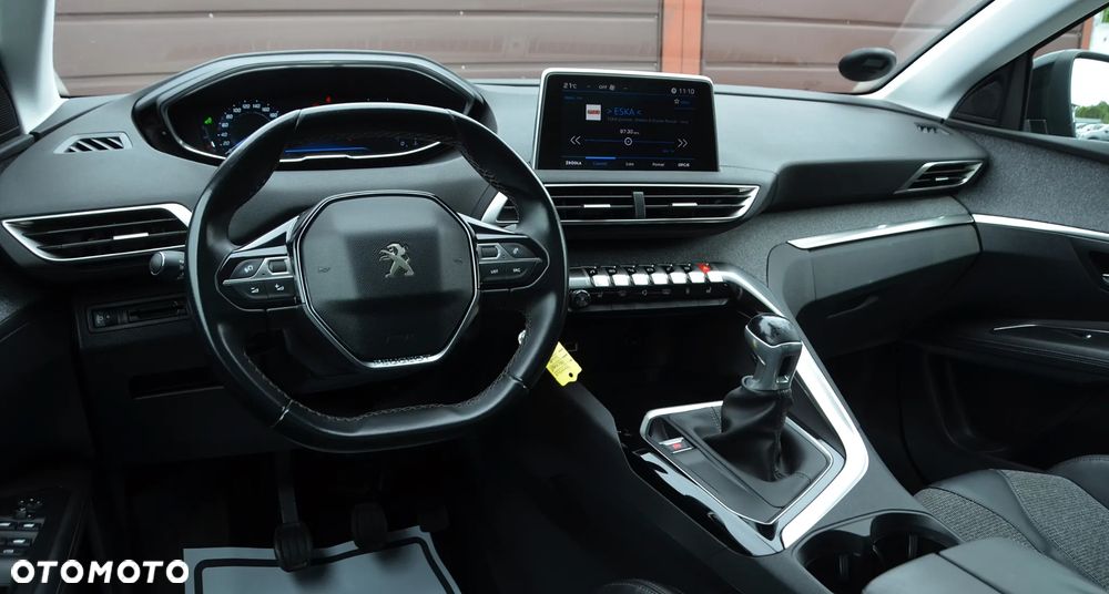 Peugeot 3008 1.5 BlueHDi Allure S&S - 25