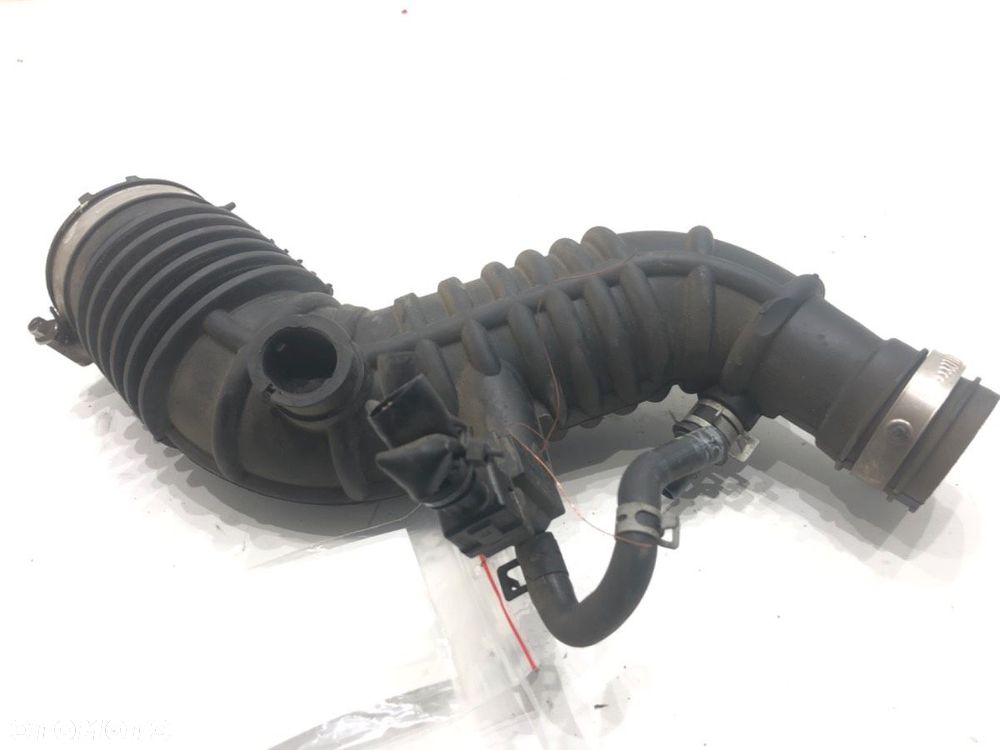 RURA POWIETRZA  NISSAN QASHQAI II SUV (J11, J11_) 2013 - 2022 1.2 DIG-T 85 kW [115 KM] benzyna 2013 - 1