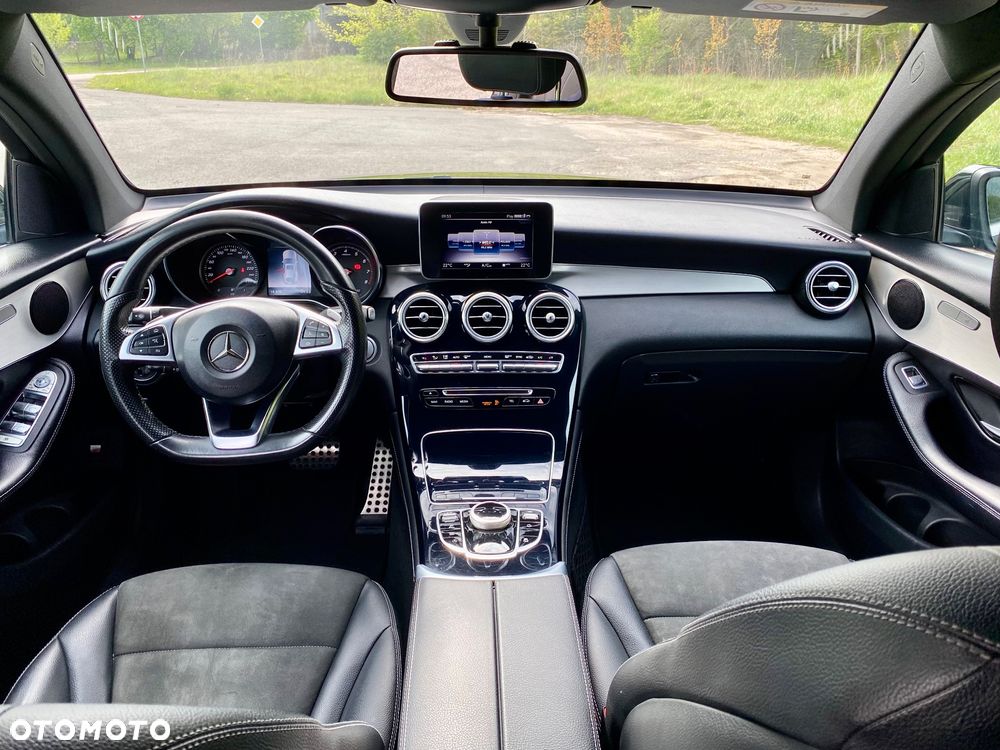 Mercedes-Benz GLC - 29