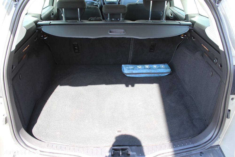 Ford Focus 1.6 TDCi ECOnetic 88g Start-Stopp-System Titanium - 12