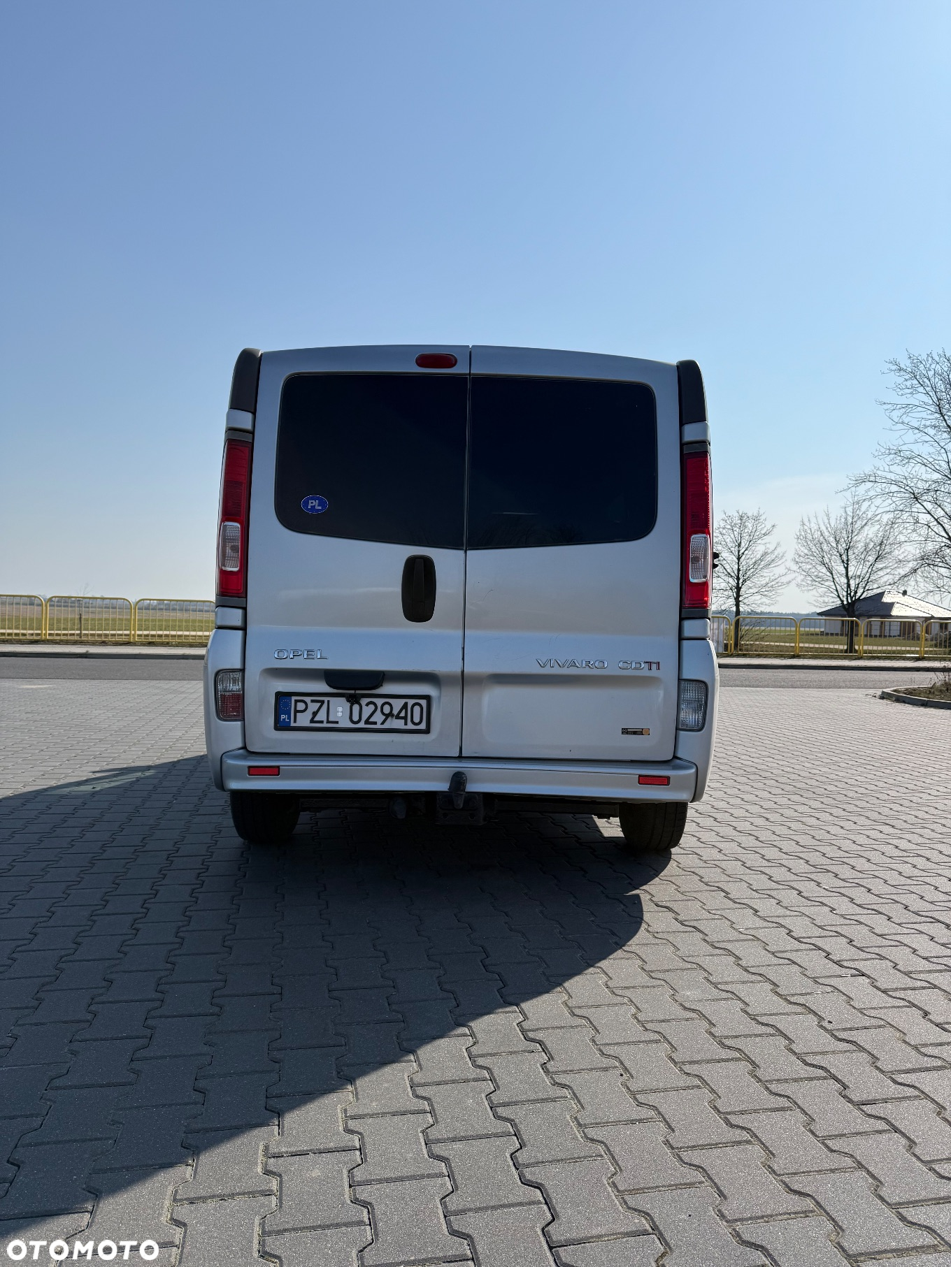 Opel Vivaro L2H1 2.9t - 4