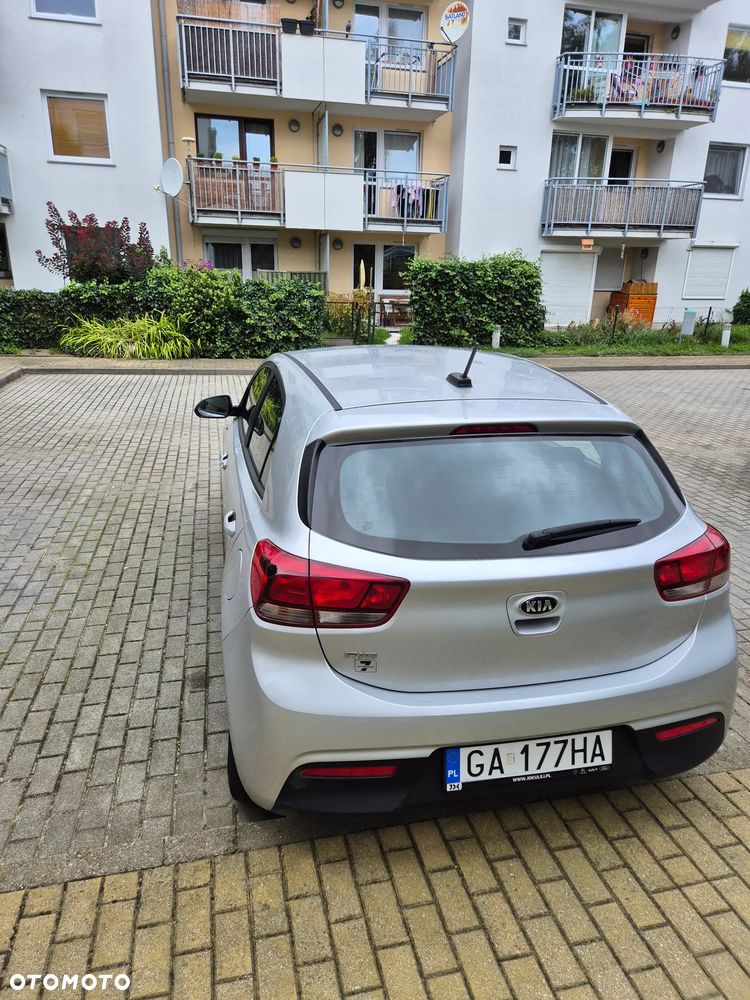 Kia Rio 1.2 M - 2