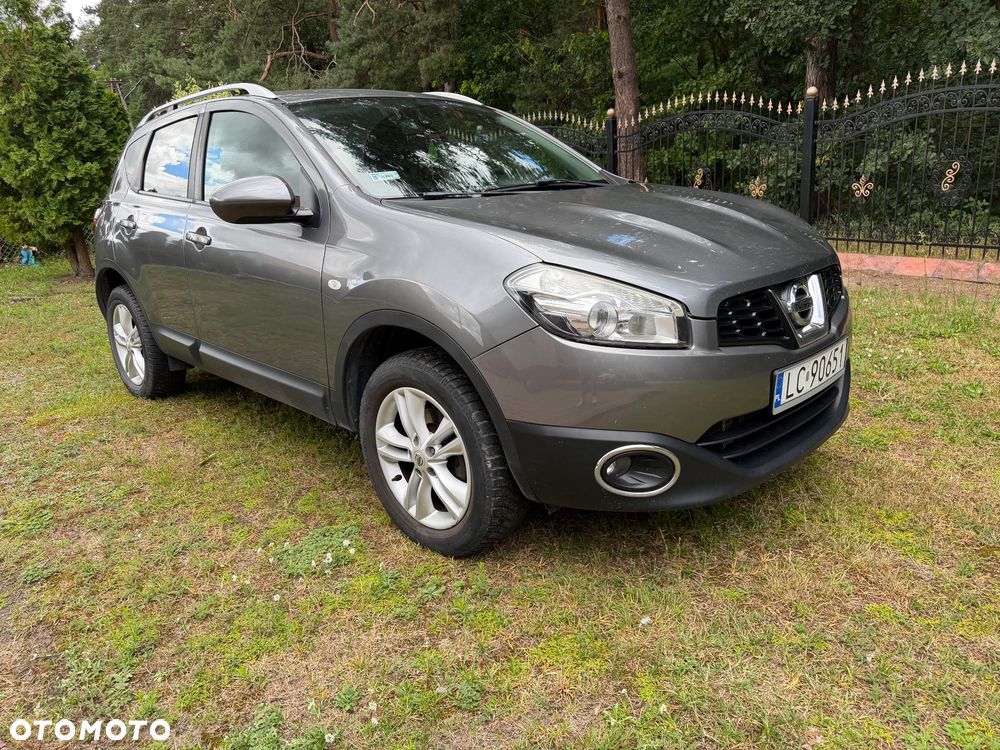 Nissan Qashqai - 2