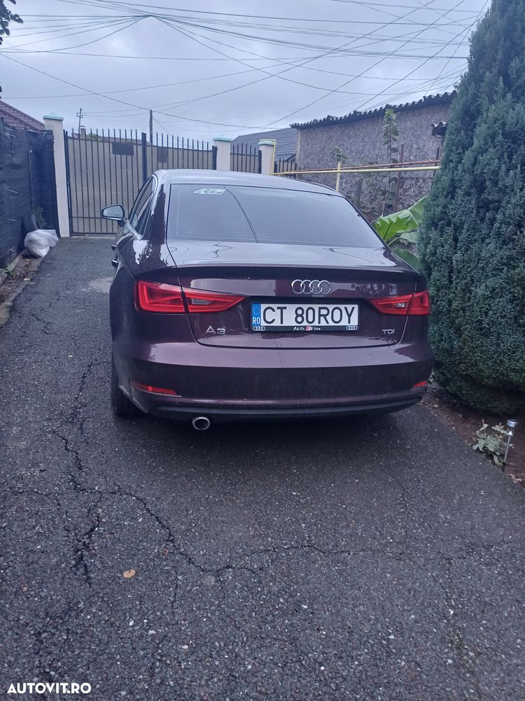 Audi A3 1.6 TDI clean Stronic Ambition - 2