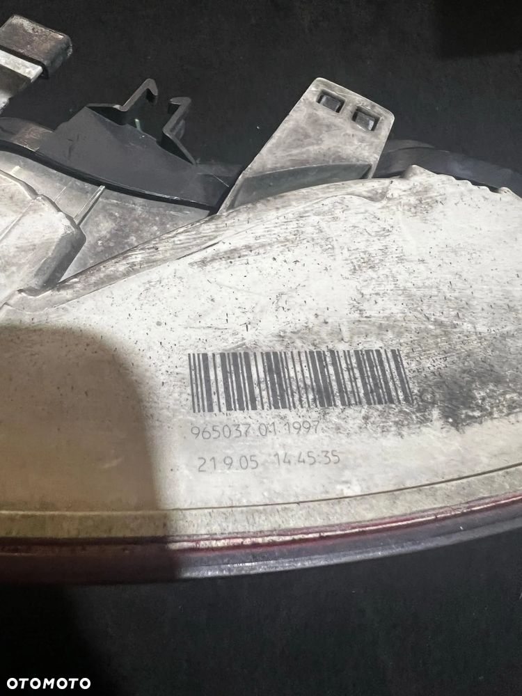 LAMPY TYLNE AUDI A4 B7 PRAWA  - 8E5945096 - 6