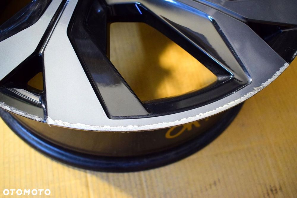 RENAULT 18 RS-Line Captur II Arkana Oryginał - 4