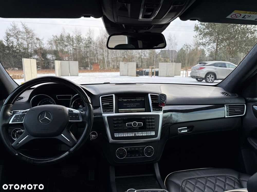 Mercedes-Benz ML - 6