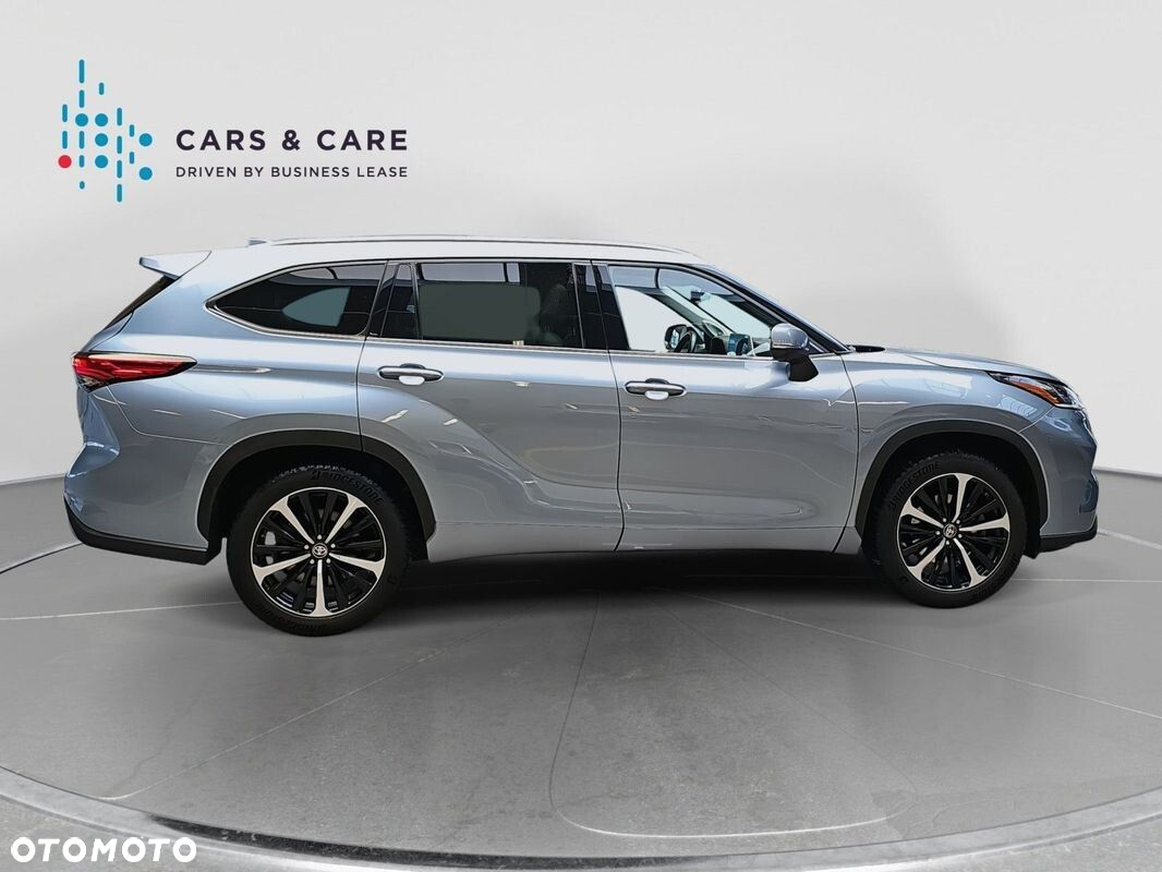 Toyota Highlander 2.5 Hybrid Executive - 27