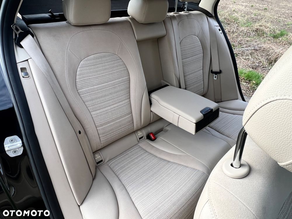 Mercedes-Benz Klasa C 220 (BlueTEC) d Exclusive - 16