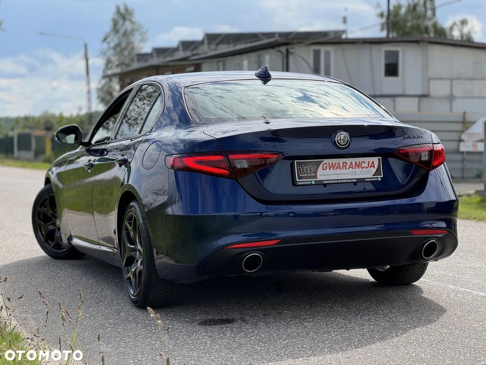 Alfa Romeo Giulia 2.0 Turbo Veloce - 15