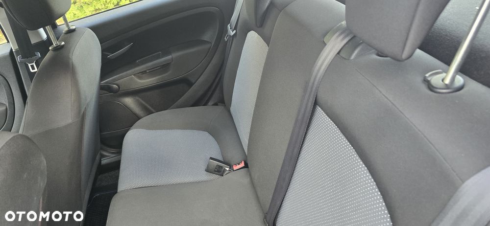 Fiat Punto 1.2 8V - 11