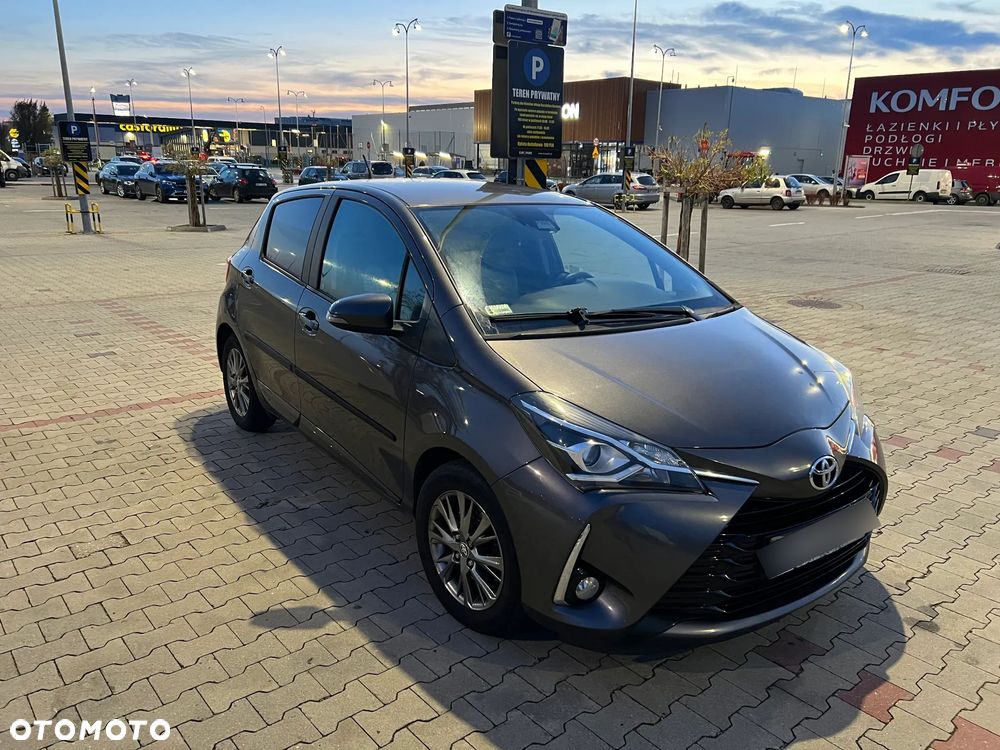 Toyota Yaris 1.5 Premium - 2