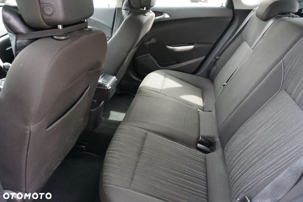 Opel Astra 1.6 Selection - 10