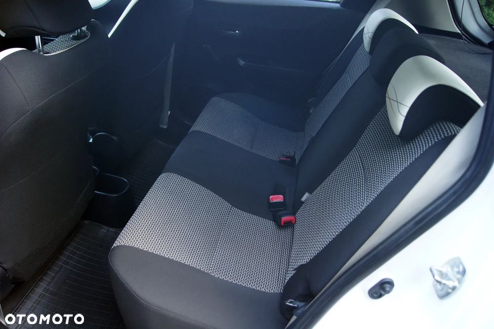 Toyota Yaris 1.33 VVT-i Edition 2014 - 21