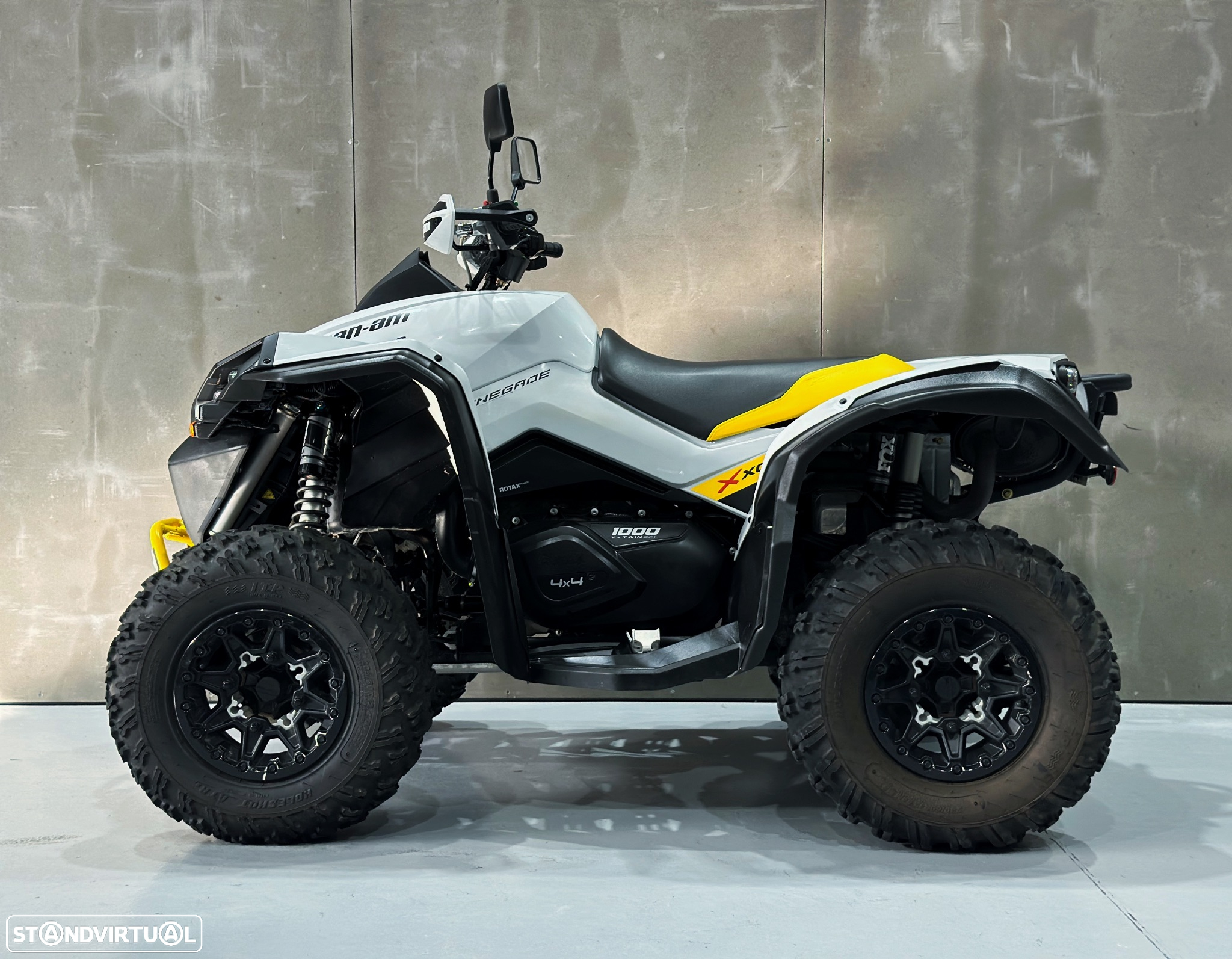 Can-Am Renegade 1000 XXC - 2