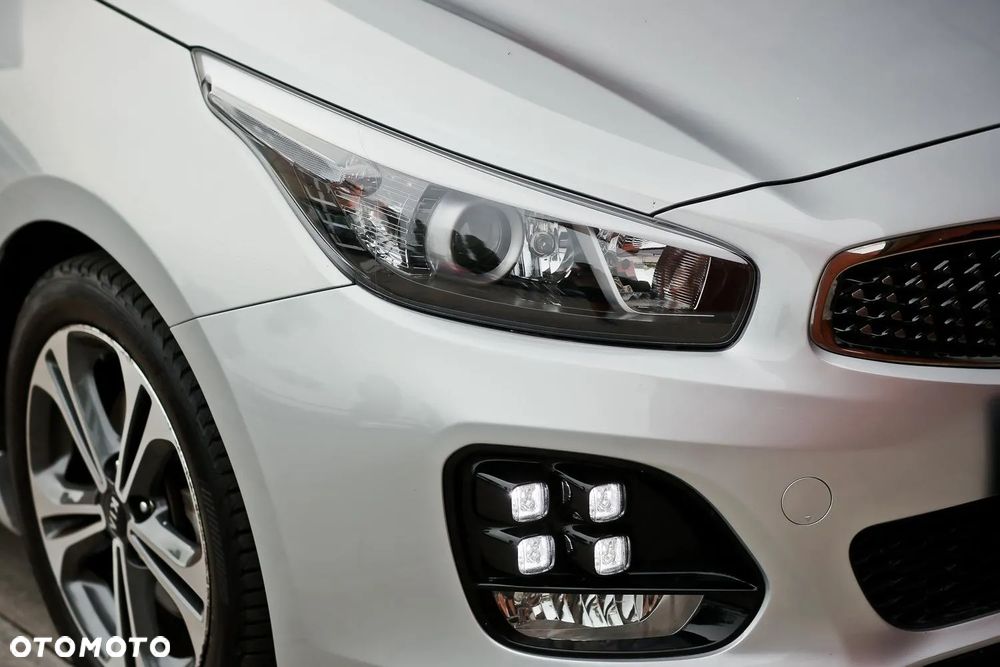 Kia Ceed Cee'd 1.6 CRDi GT Line - 25