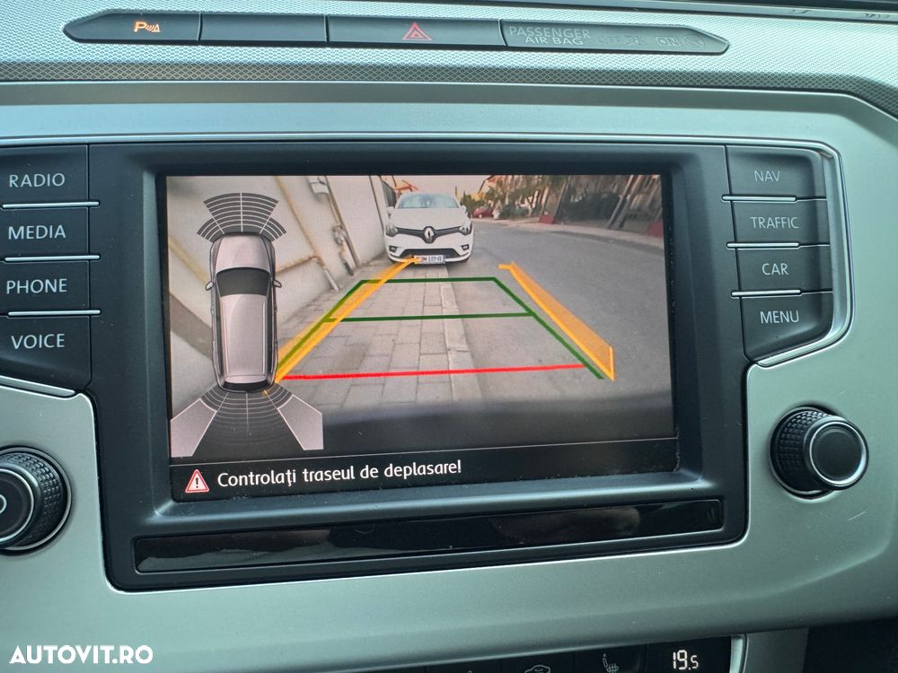 Volkswagen Passat 2.0 TDI SCR DSG - 23