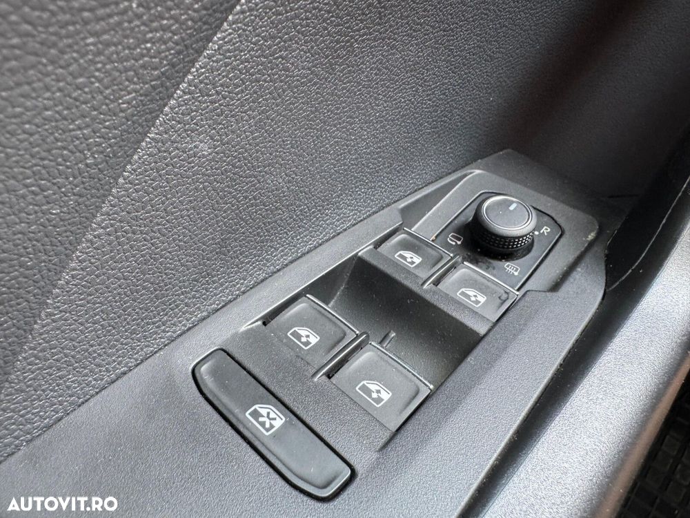 Volkswagen T-Cross - 19