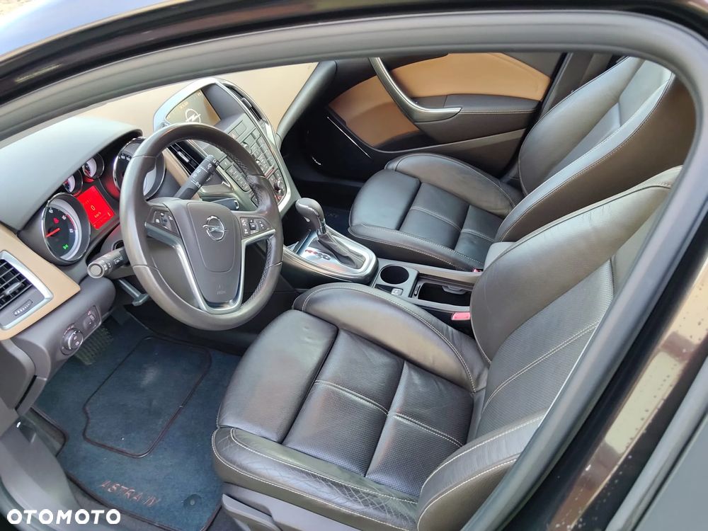 Opel Astra 2.0 CDTI DPF Automatik Sport - 8