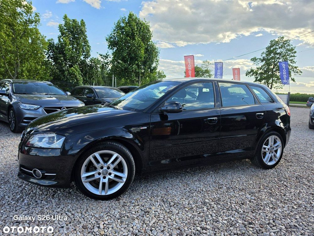 Audi A3 Sportback 1.6 TDI DPF S line Sportpaket - 20