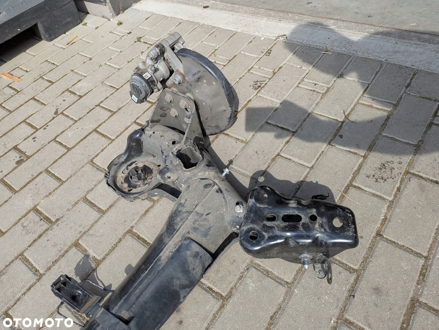 Citroen C4 X C4X 2020-2025 1.2 PureTech Oś tylna belka zawieszenia - 5