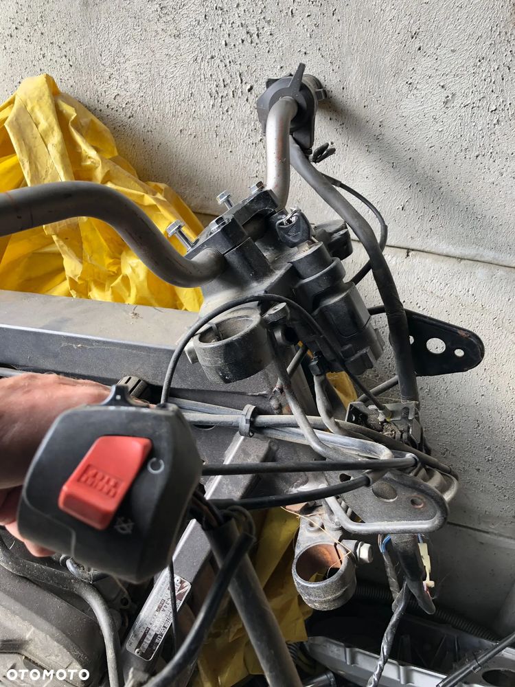 Honda  Hornet 600 gażnik silnik przełącznik - 1