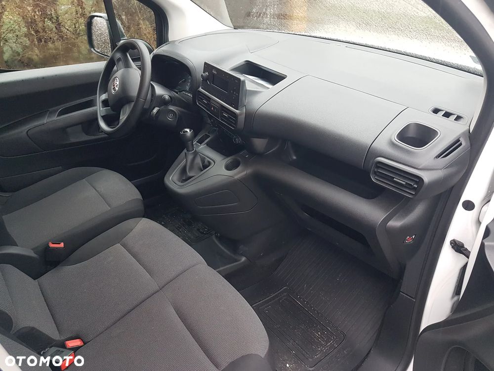 Toyota Proace City - 14