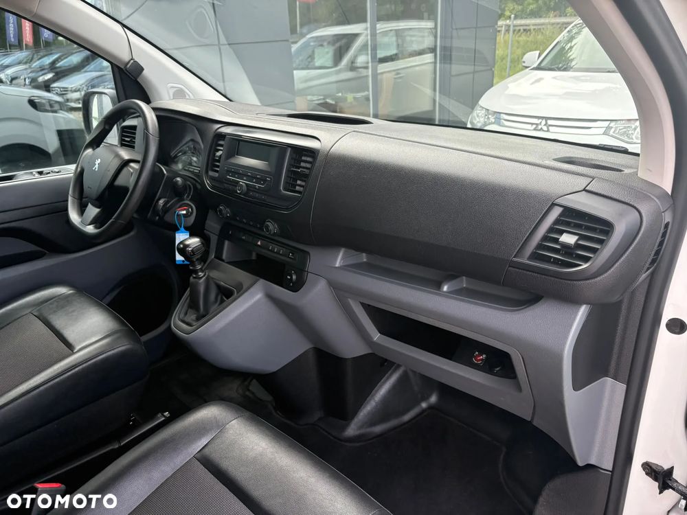 Peugeot 3008 Hybrid4 - 24