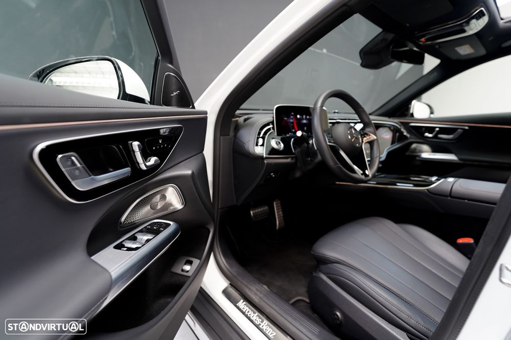 Mercedes-Benz E 300 de 4Matic All-Terrain - 17
