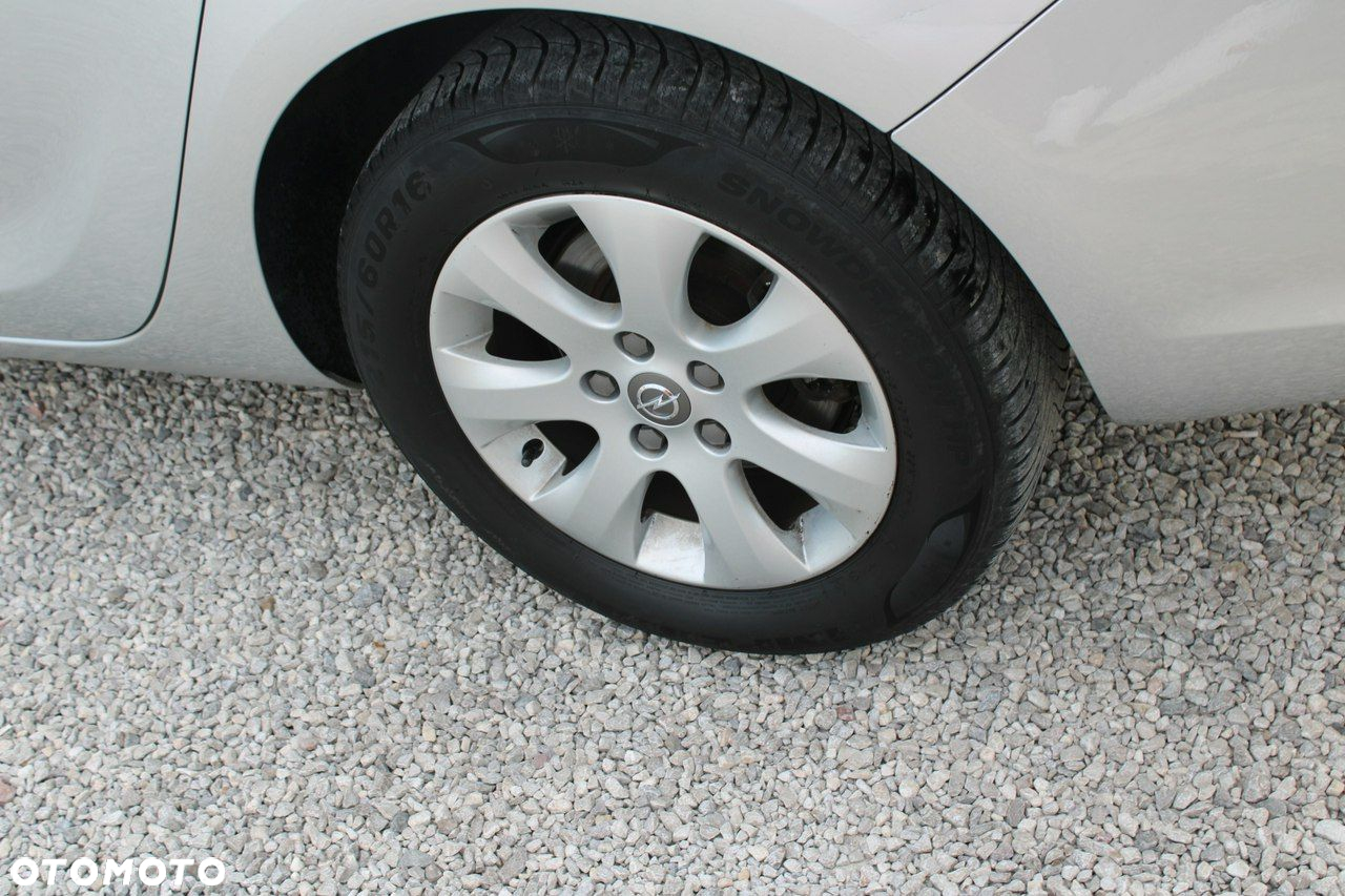 Opel Astra - 10