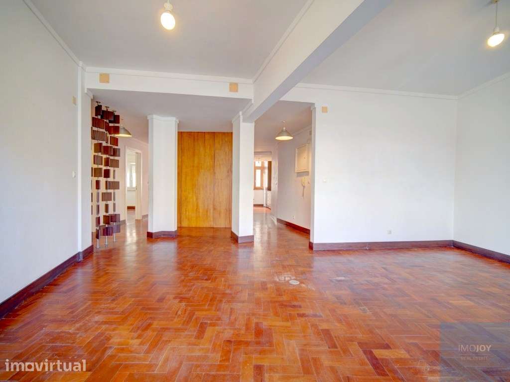Apartamento T2+1 Remodelado na Cruz Quebrada - Grande imagem: 4/39